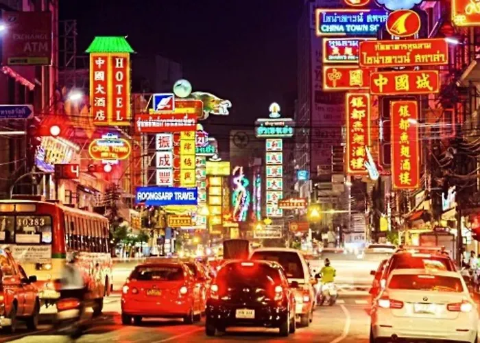 Miq_5br/silom Bts,mrt/wifi 1000mb/jacuzzi/16pax *